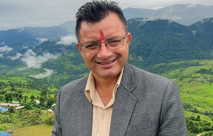 चितवन–३ मा नेपाली कांग्रेसका केन्द्रीय सदस्य कोइरालाकाे स्वतन्त्र उम्मेदवारी